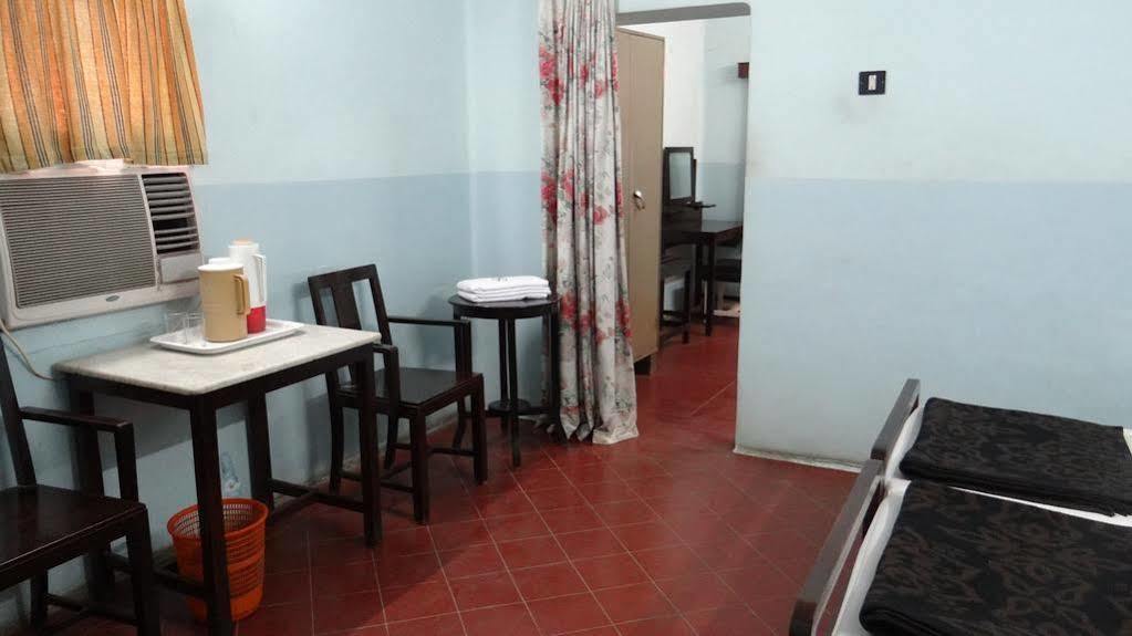 Hotel Mysore Dasaprakash Bagian luar foto