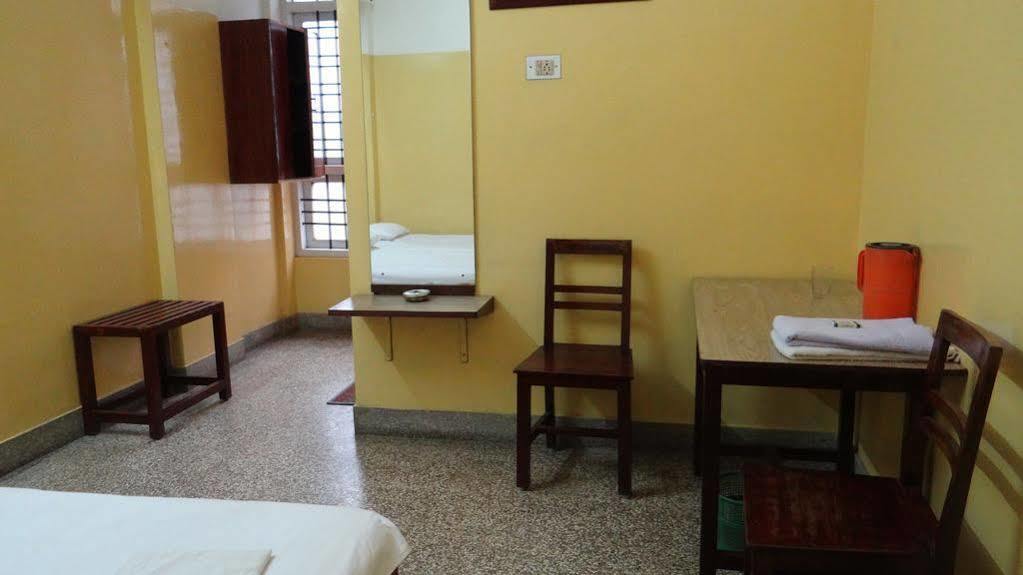 Hotel Mysore Dasaprakash Bagian luar foto