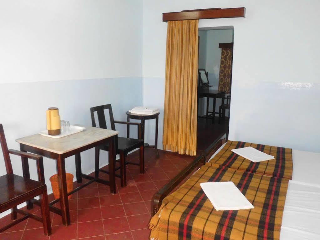 Hotel Mysore Dasaprakash Bagian luar foto