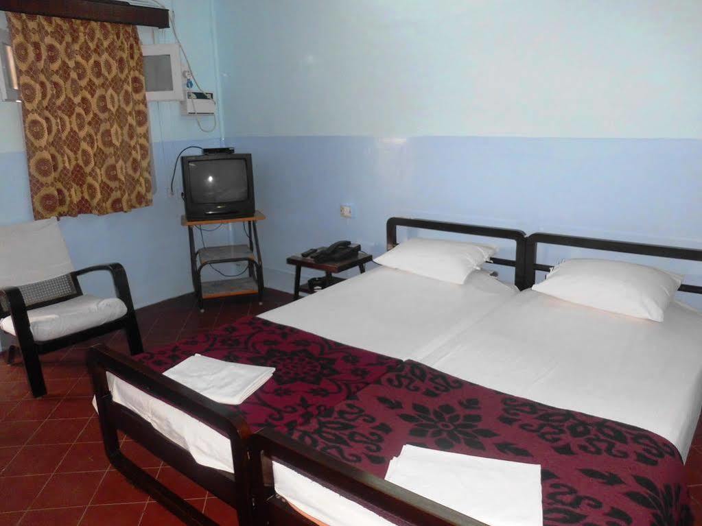 Hotel Mysore Dasaprakash Bagian luar foto