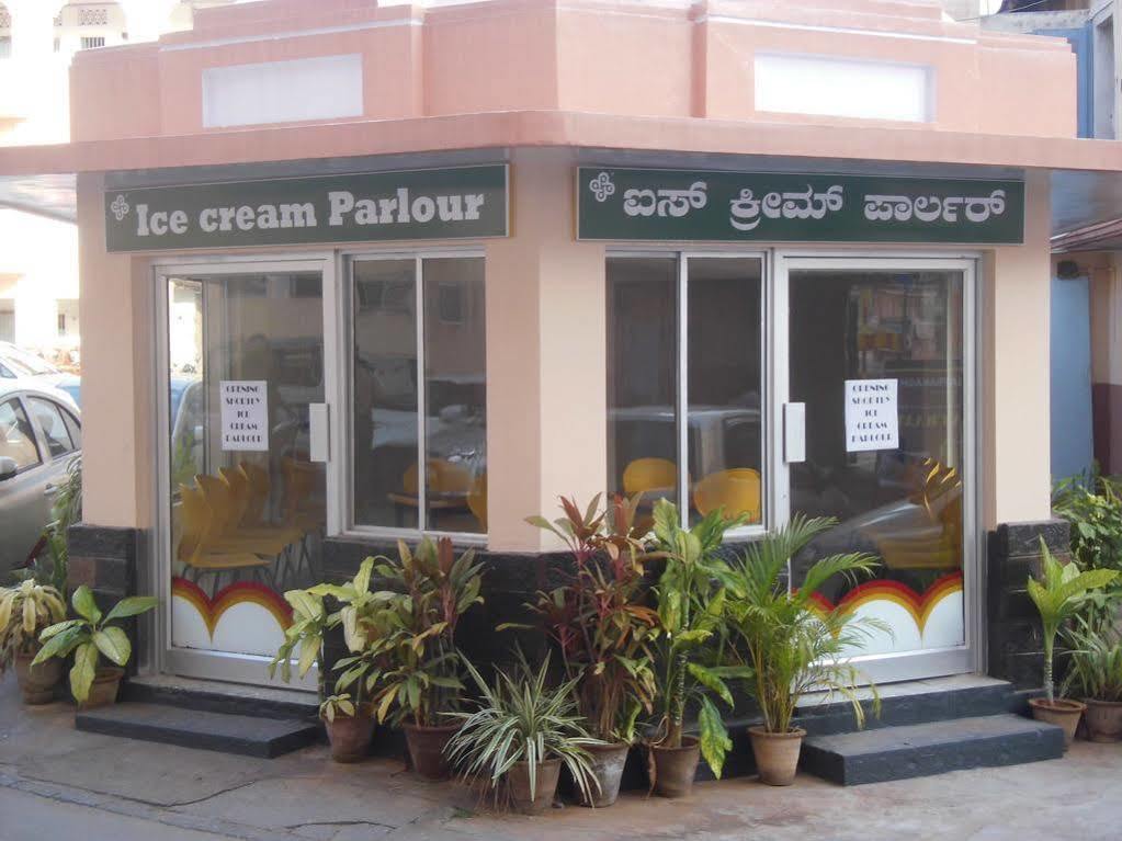 Hotel Mysore Dasaprakash Bagian luar foto