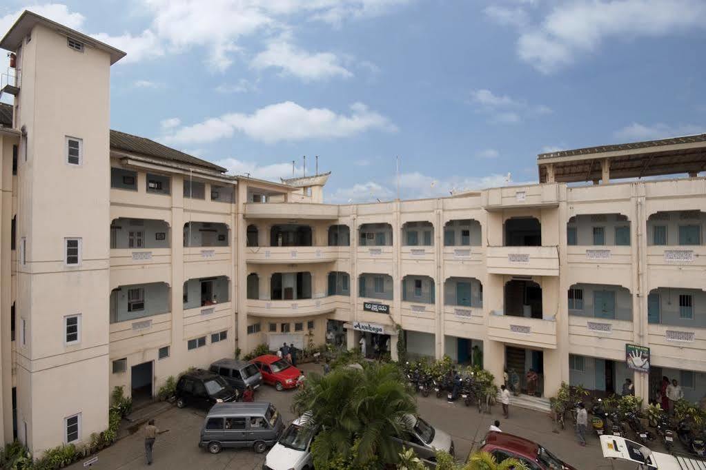 Hotel Mysore Dasaprakash Bagian luar foto
